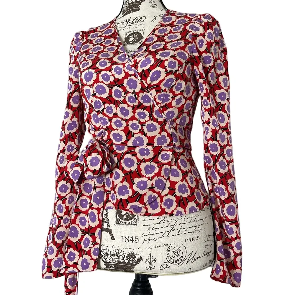 Diane Von Furstenberg Alexia Floral Print Silk Crepe De Chine Wrap Top Size 2 - Picture 7 of 15